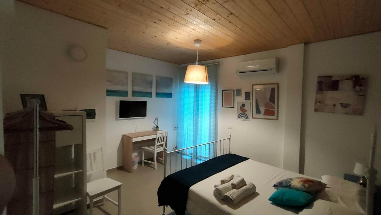 Casa Vacanze Gloria กัสเตลลัมมาเร เดล โกลโฟ ภายนอก รูปภาพ