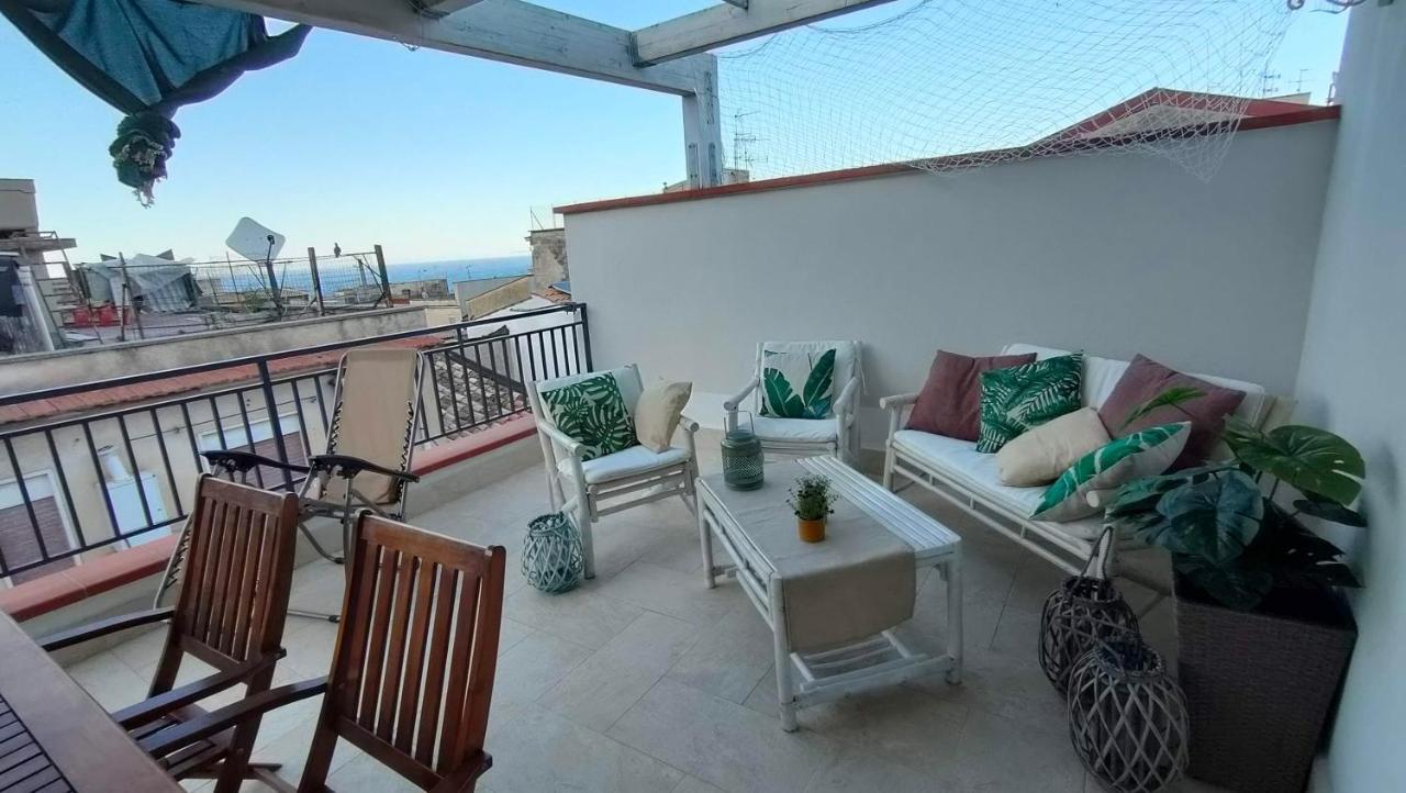 Casa Vacanze Gloria กัสเตลลัมมาเร เดล โกลโฟ ภายนอก รูปภาพ